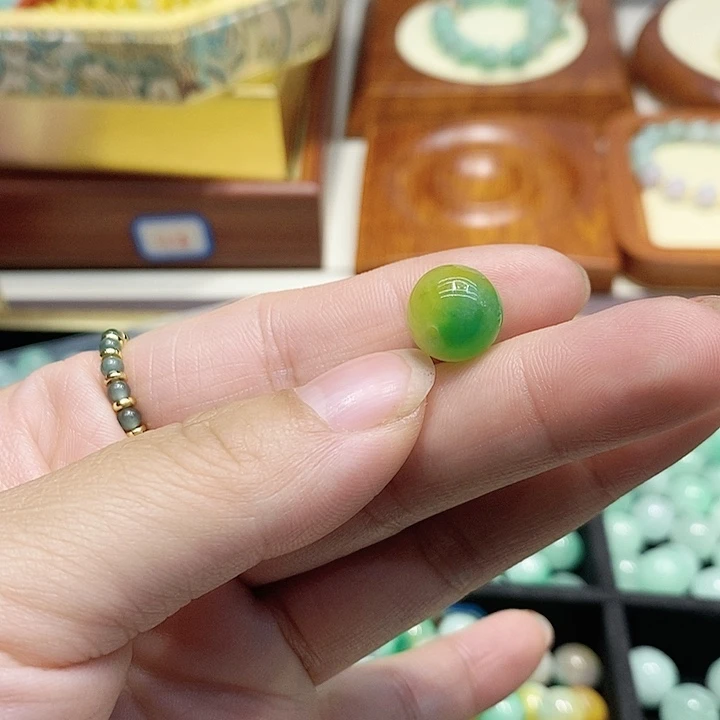 翡翠散珠黄加绿卡11➕