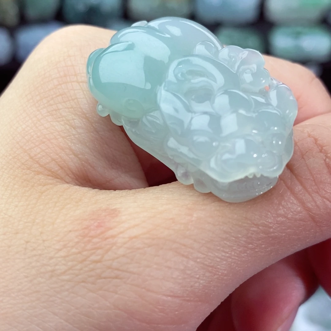 翡翠颈饰未镶嵌天然