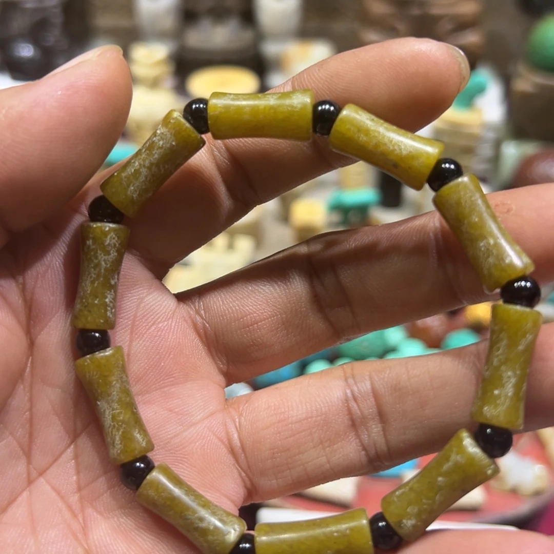 和田玉（糖玉）未镶嵌挂件这个点吃早饭还要不吃了呀吃