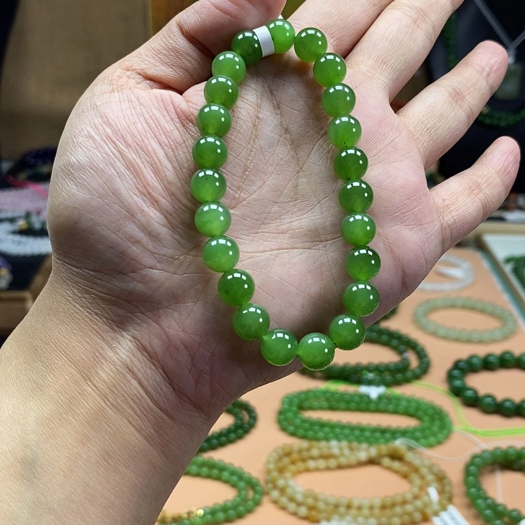 和田玉（碧玉）未镶嵌颈饰8mm果绿