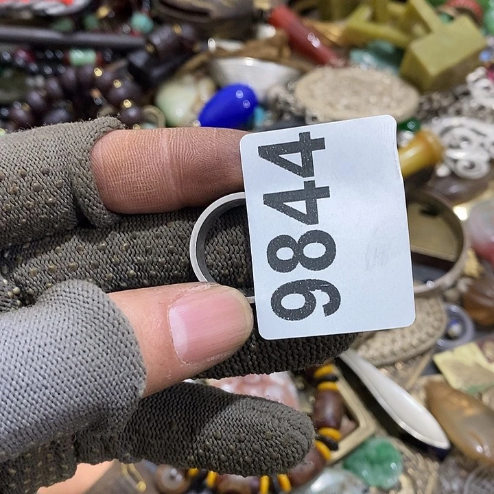泸****?光明的未来发展9844