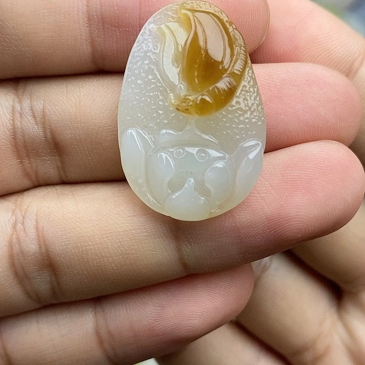 颈饰未镶嵌和田玉