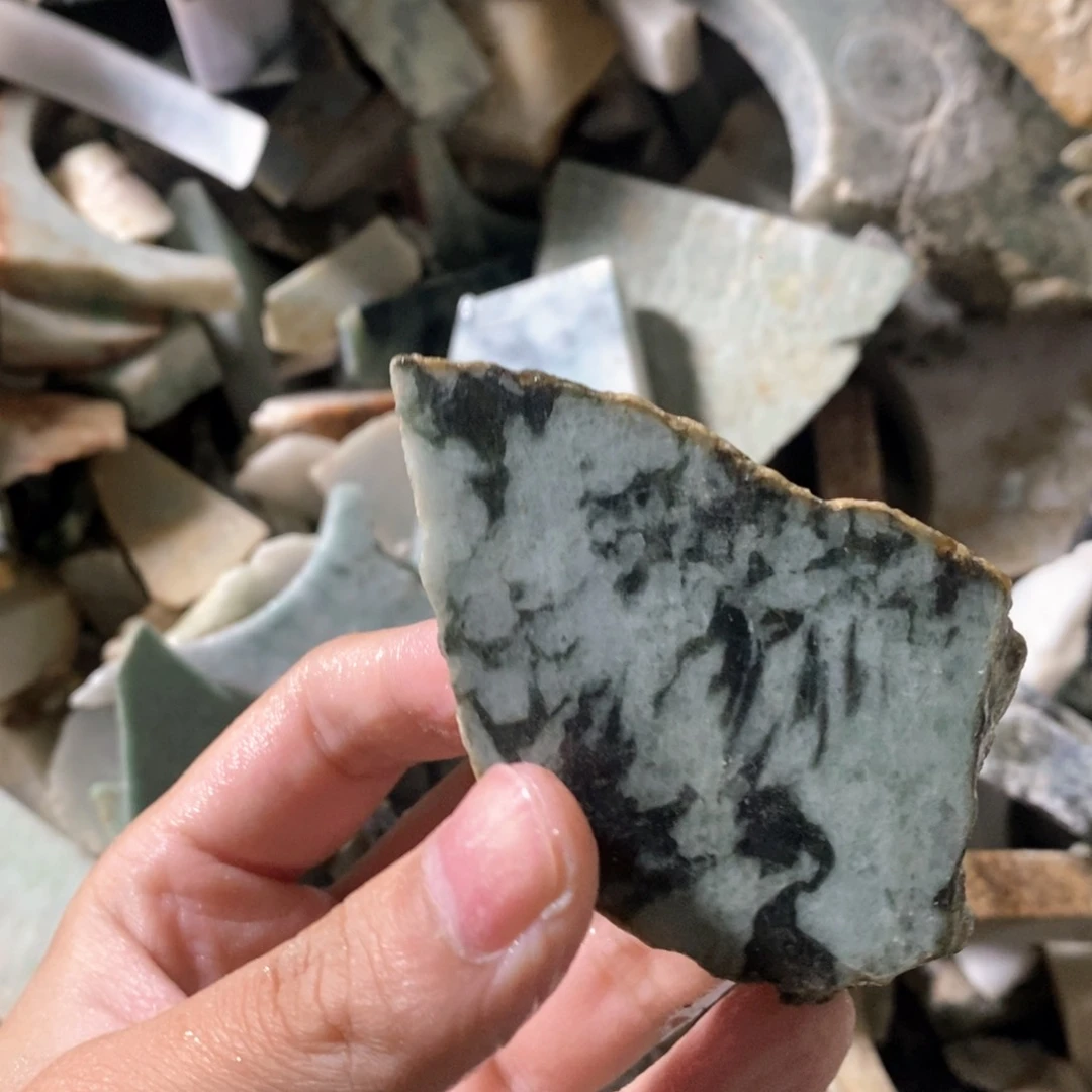 颈饰未镶嵌翡翠天然翡翠