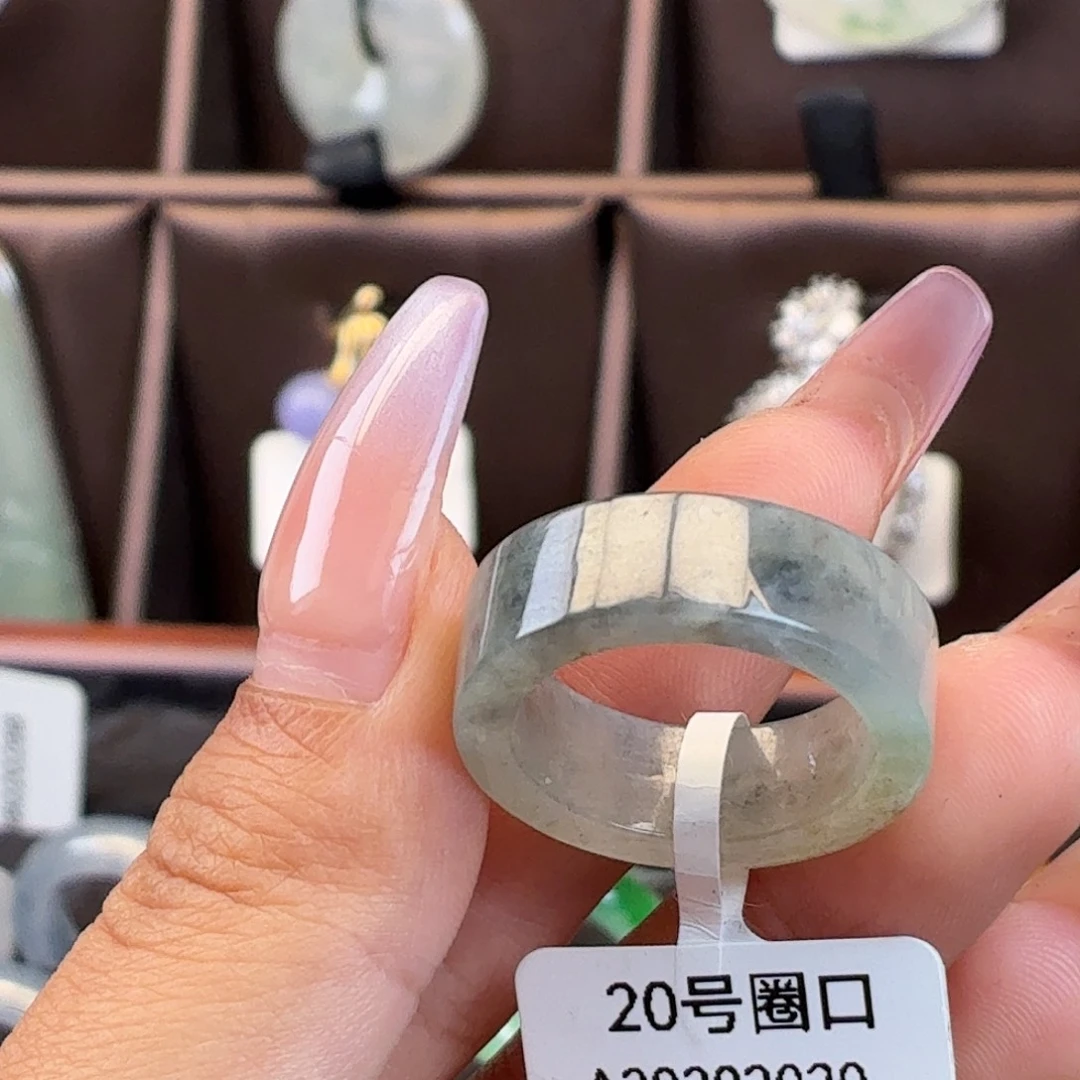 翡翠未镶嵌戒指翡翠戒指