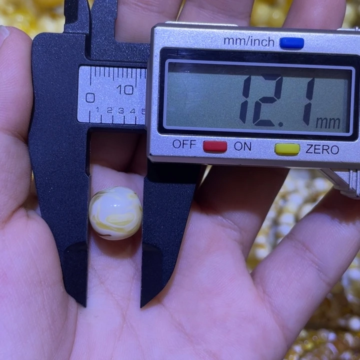 蜜蜡未镶嵌珠宝奇石12m