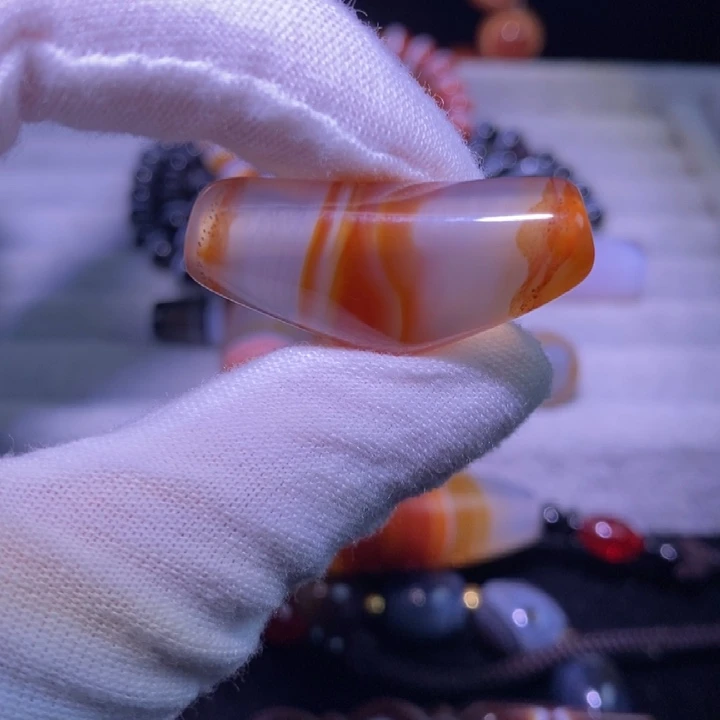 未镶嵌颈饰玛瑙/玉髓