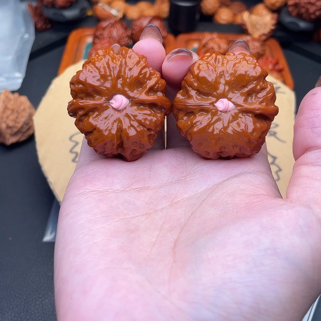 文玩核桃把件蛤蟆头