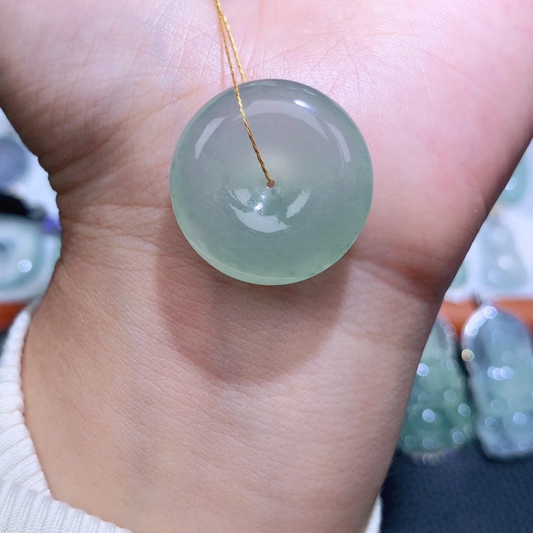 颈饰未镶嵌翡翠扣子