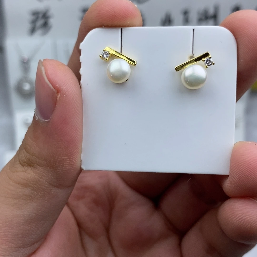 未镶嵌耳饰淡水珍珠