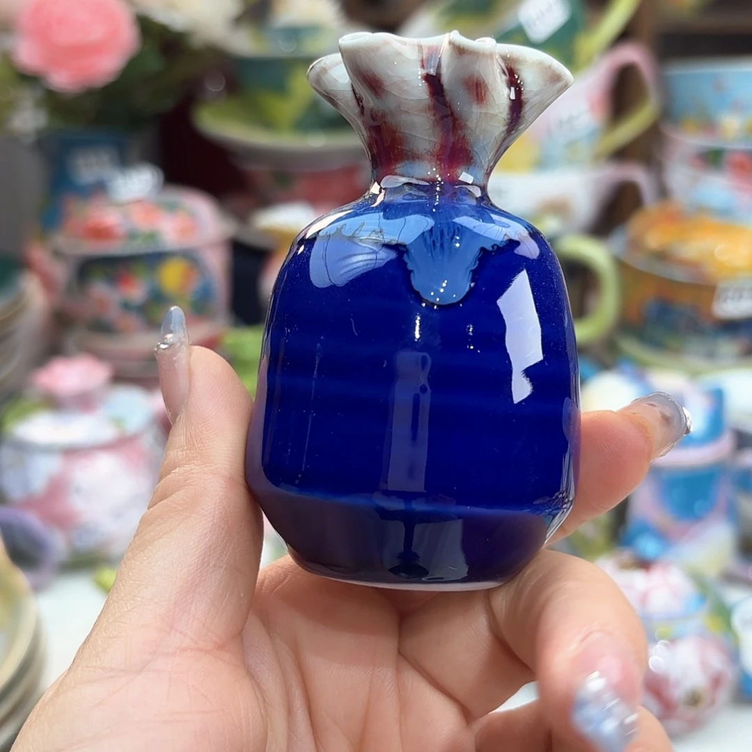 瓷片在这里祝各位小主生日快点多多