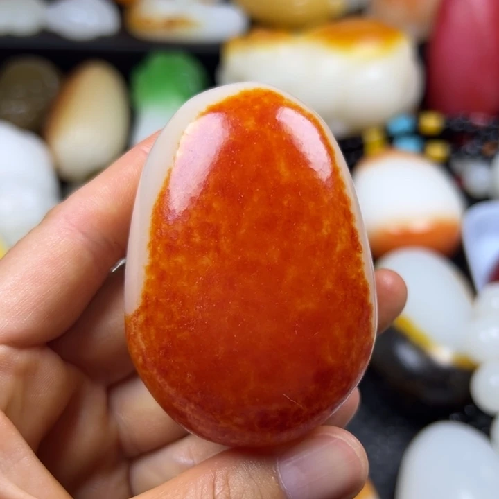 新疆戈壁五彩石金丝