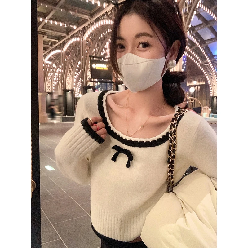 新款洋气软糯小香风圆领内搭上衣女秋季长袖短款打底毛衣休闲流行