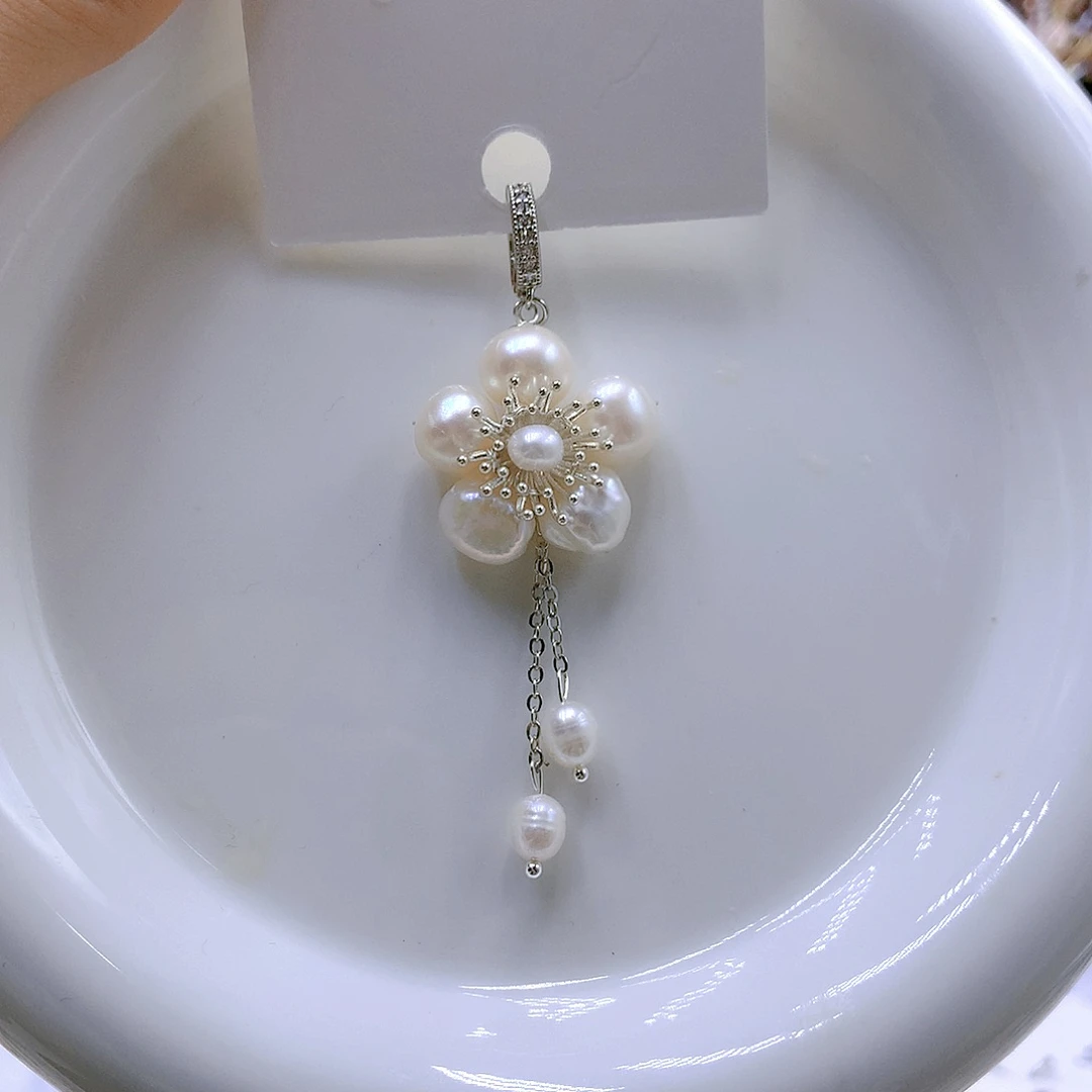 银S925镶嵌耳饰淡水珍珠
