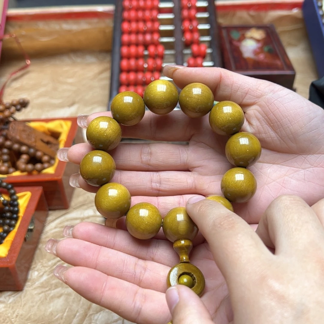 大叶紫檀（黑酸枝木类）