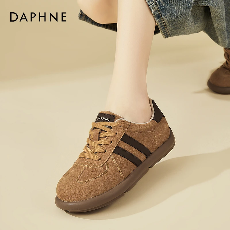 Daphne/达芙妮系带百搭德训鞋女春新款阿甘鞋厚底时尚休闲运动鞋