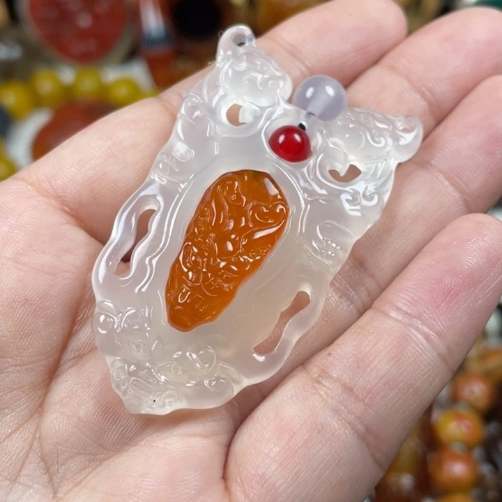 四***爸玛瑙/玉髓未镶嵌颈饰