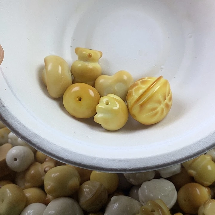 黄***妹菩提根/象牙果手串象牙果瑕疵混搭 不退不换