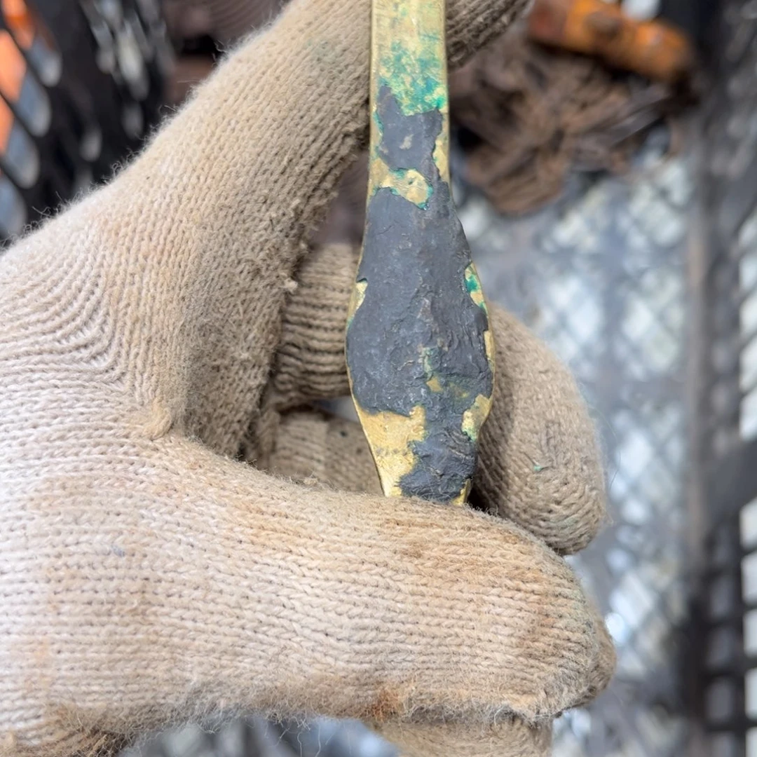 唇**构一物一图，工艺品