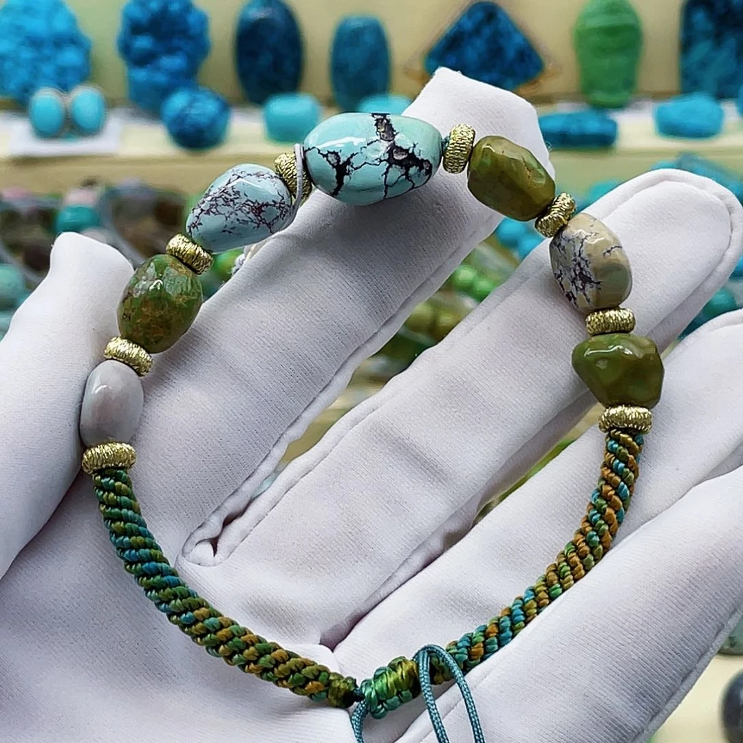 绿松石未镶嵌挂件