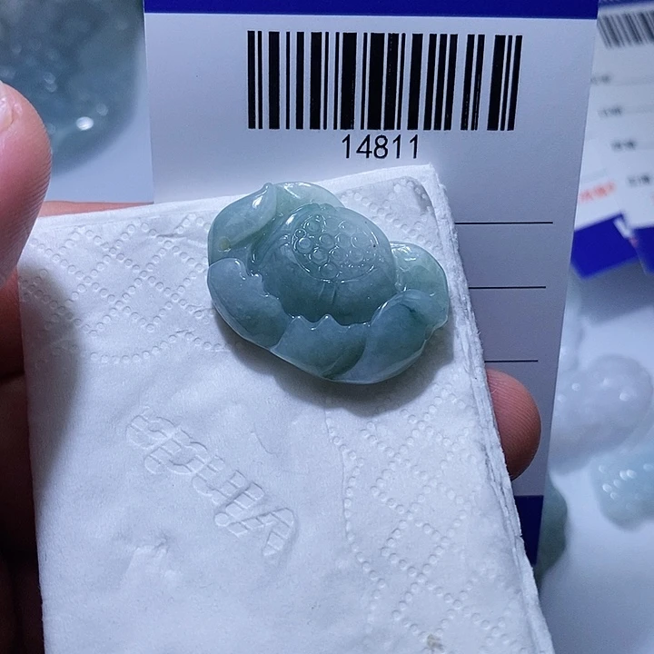 翡翠未镶嵌颈饰天光墟翡翠市场现金代购