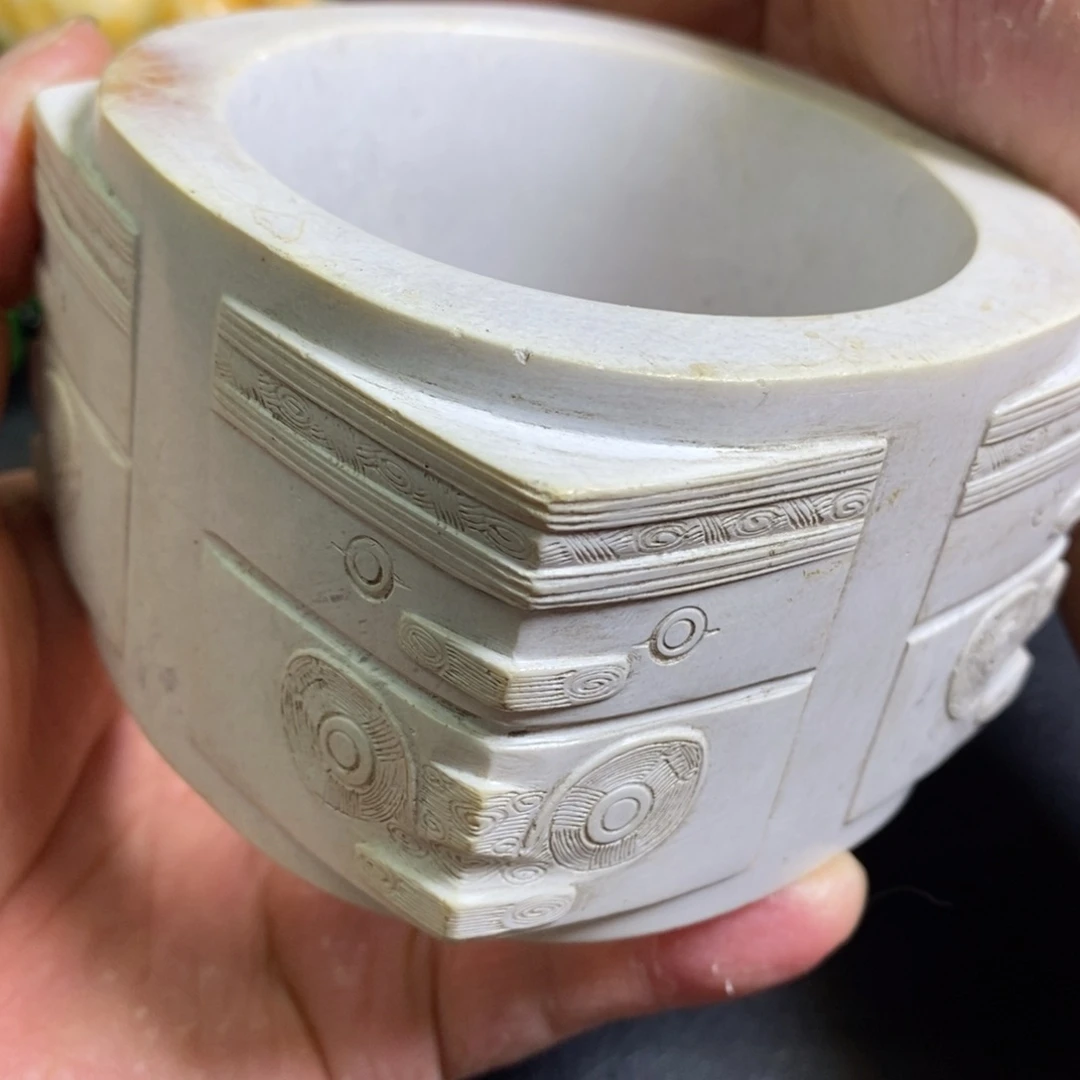 白玉菩提吊坠摆件