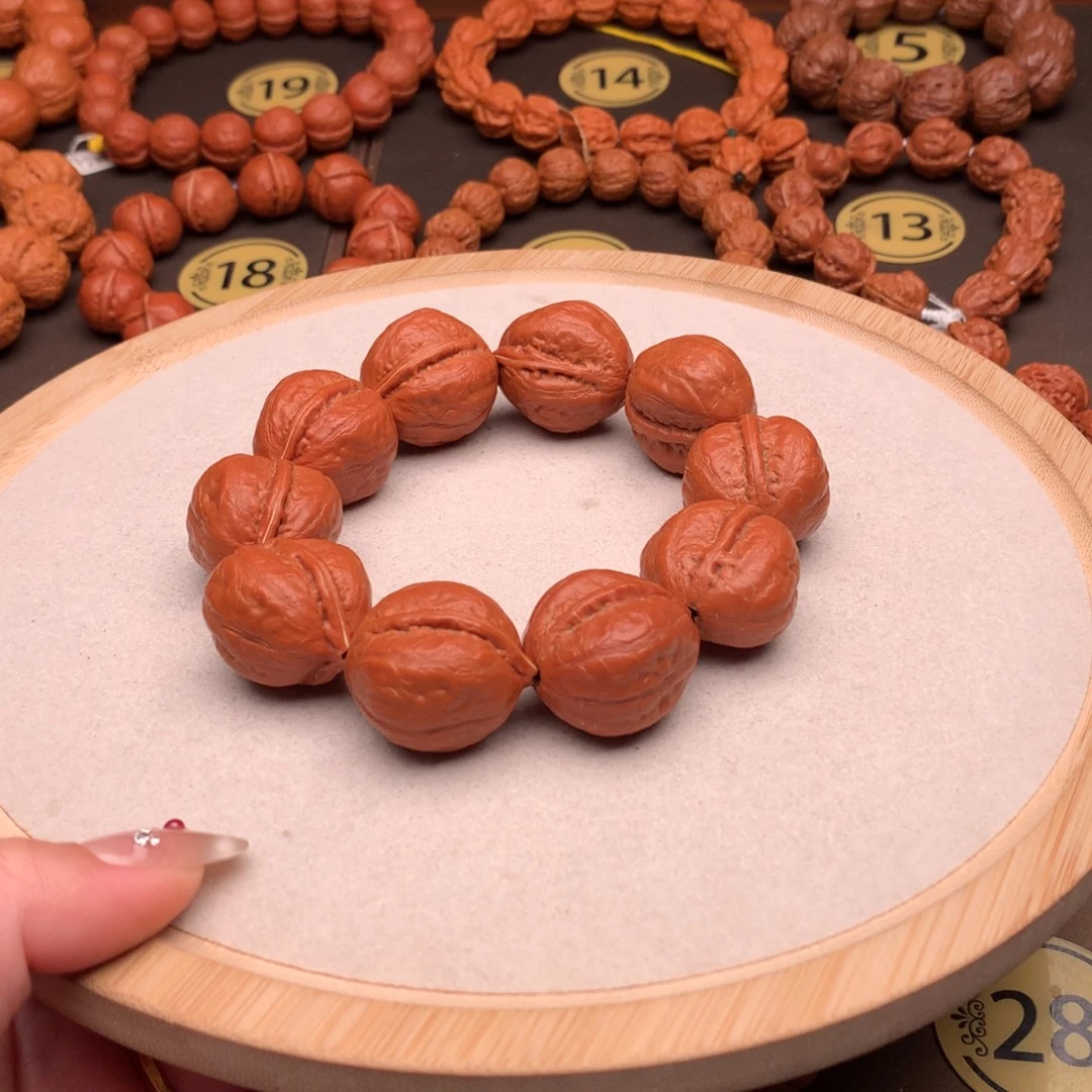 文玩核桃手串小海豚