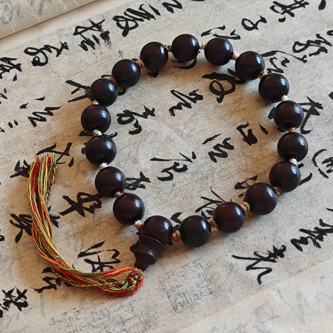 紫檀手串手持直径11.3毫米左右一物一图