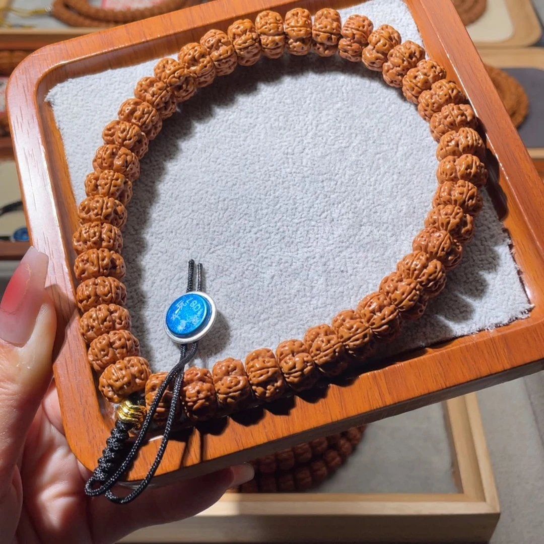 金刚菩提吊坠放*娃纽扣梅花手持14