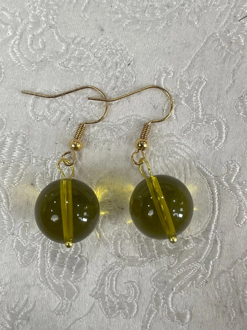 【晶维娅】时尚百搭款耳钉A89