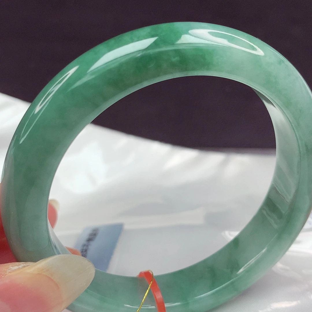 翡翠未镶嵌手镯57圈+748