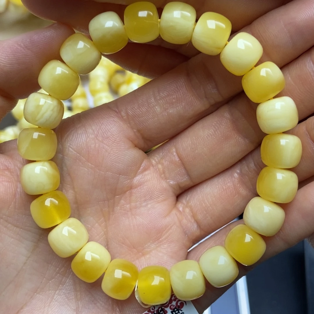 蜜蜡未镶嵌珠宝奇石370