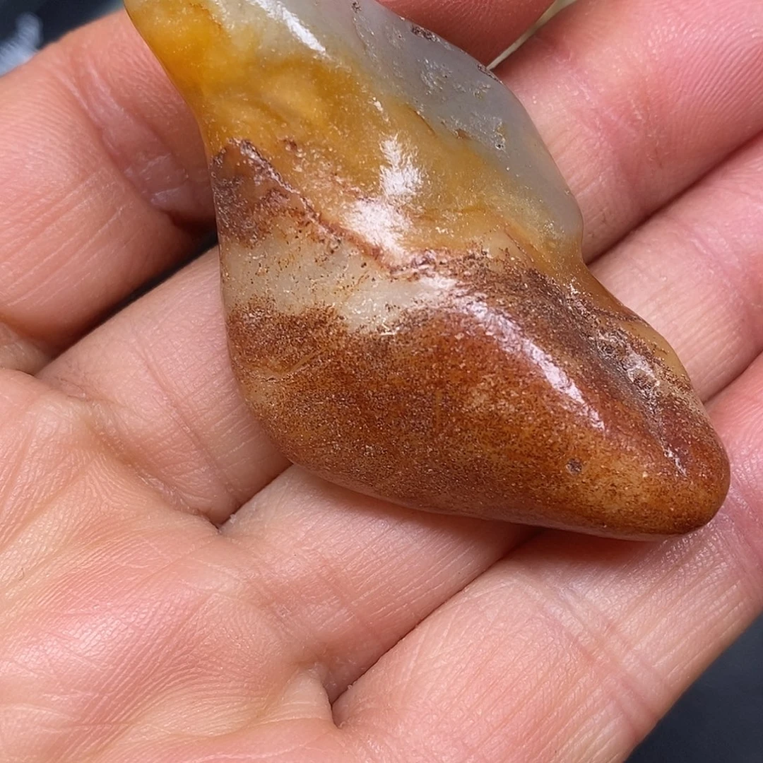 和田玉未镶嵌珠宝奇石