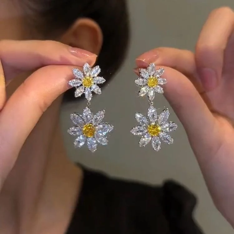 黄铜合成锆石耳饰 气质高级太阳花银针耳环日韩时尚甜美长款轻奢