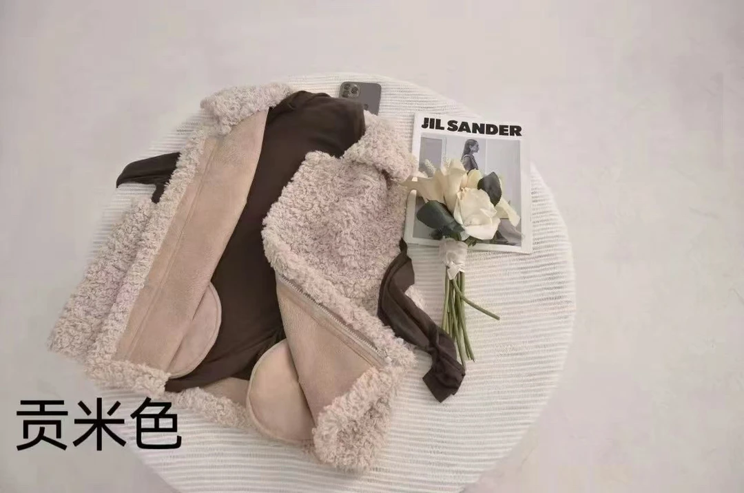 B37-女士春秋款马甲