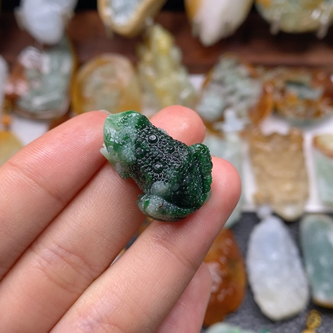 定制翡翠未镶嵌翡翠