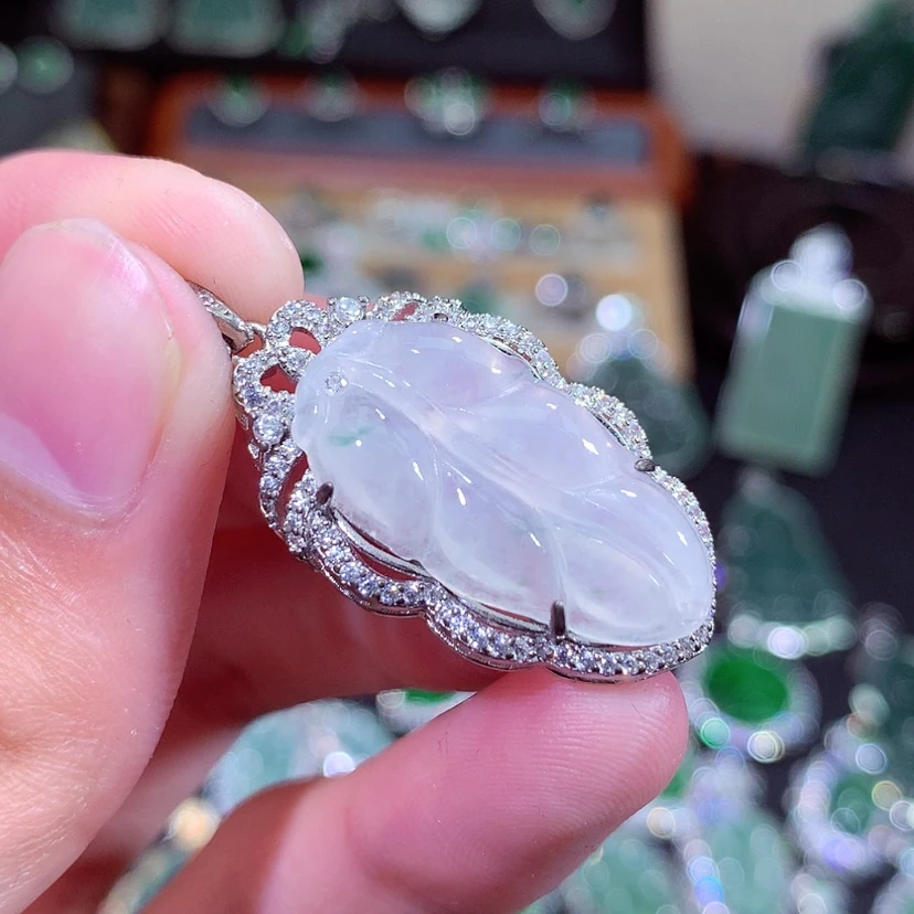 【闪购商品】翡翠颈饰未镶嵌挂件