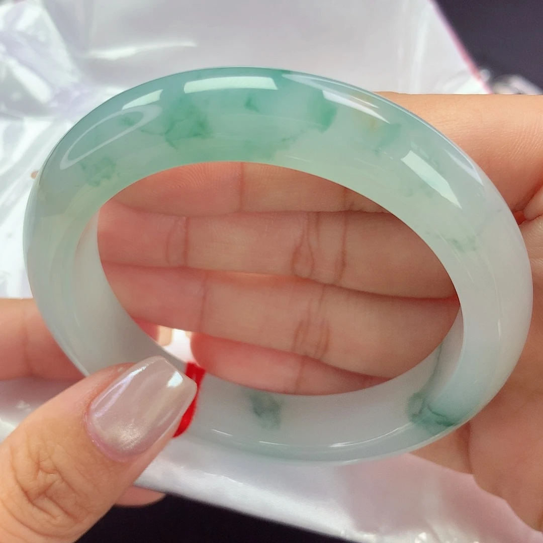 【闪购商品】翡翠手镯未镶嵌a 8048503