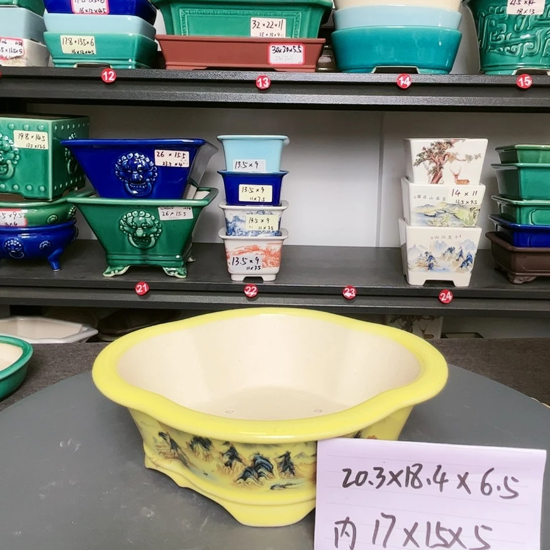 红陶紫砂花盆里面