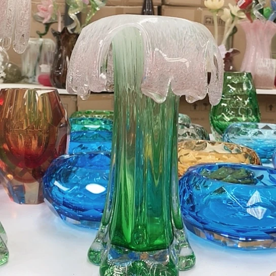 花瓶高26厘米口径6厘米