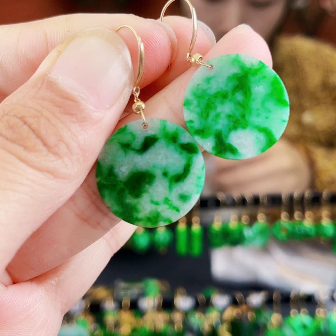 翡翠18K金镶嵌耳饰