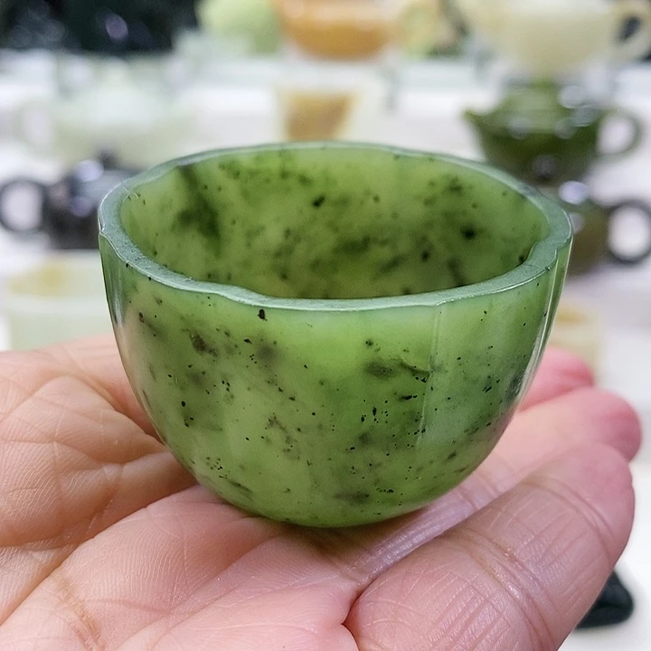 未镶嵌和田玉挂件茶杯30m l