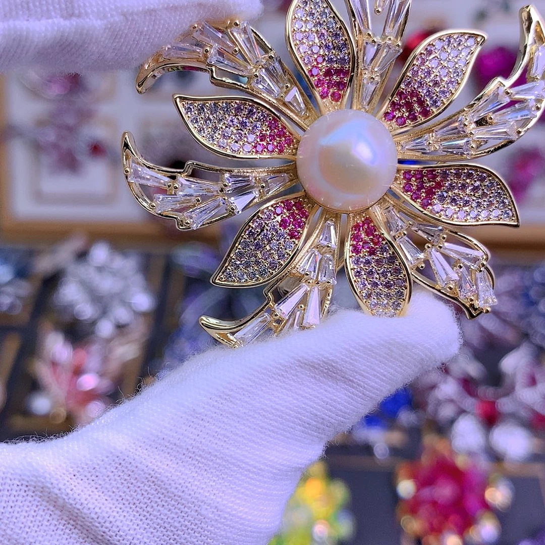 铜仿水晶胸针胸花