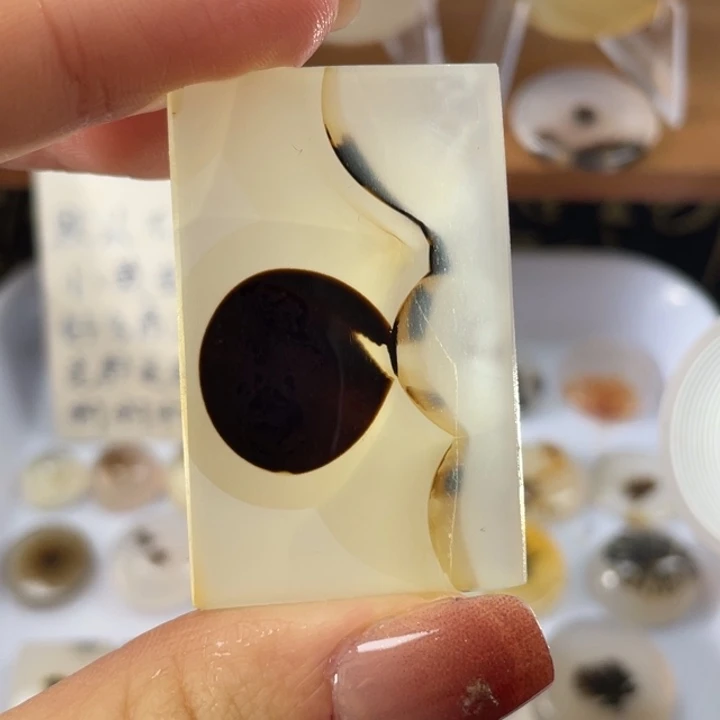 玛瑙/玉髓未镶嵌牌子