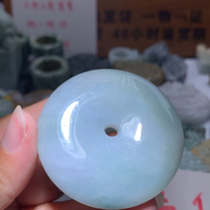 翡翠未镶嵌颈饰保真天然A货翡翠