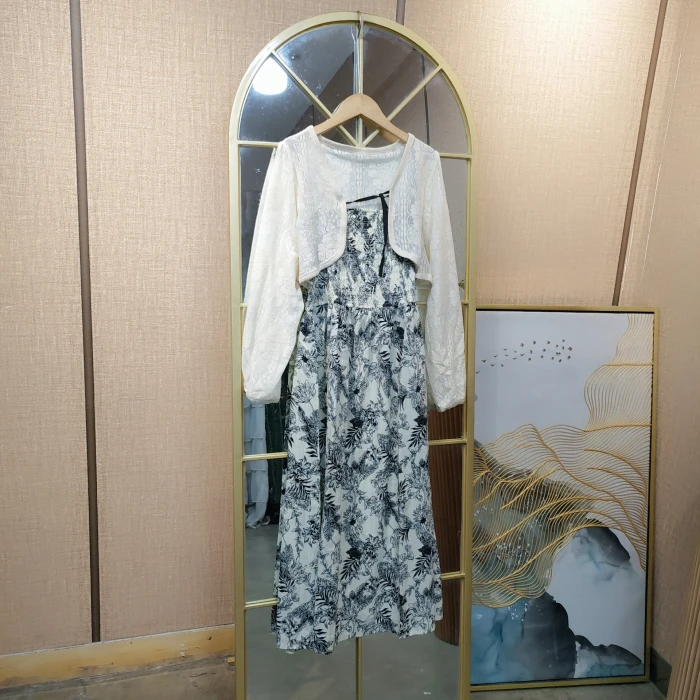 Y622孕妇碎花吊带裙两件套M90-110 L120 XL130