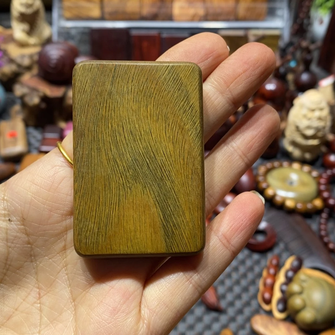 木如*覌绿檀木木块一个