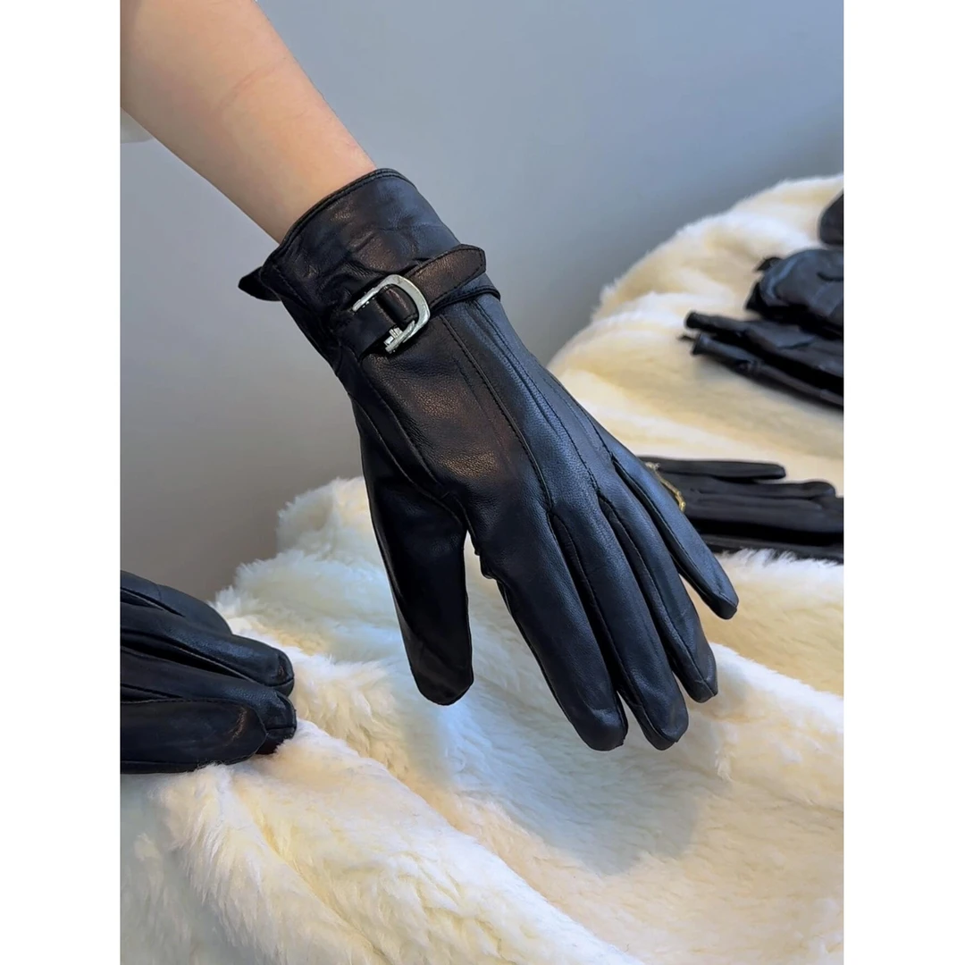 大捡漏！女式户外机能羊皮防风蓄热黑色保暖皮手套分指手套潮