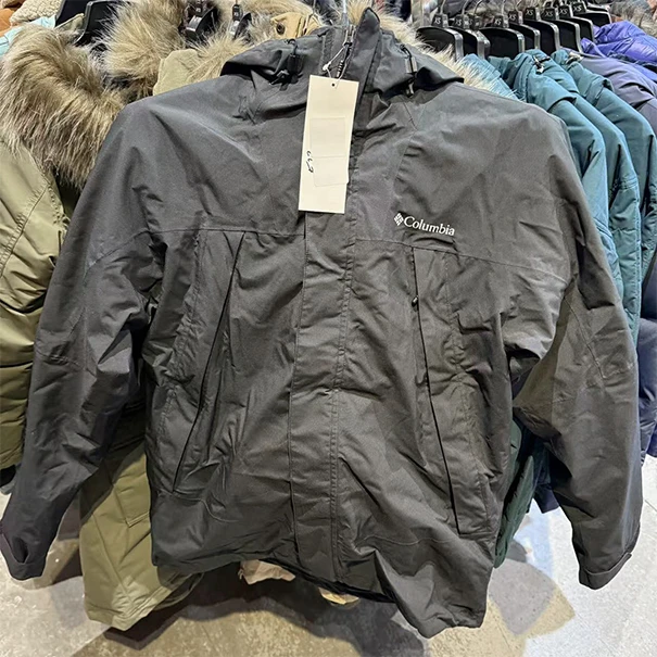 COLUMBIA/哥伦比亚 男款三合一冲锋衣2008171-010