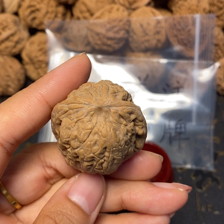 添***饭文玩核桃吊坠文玩核桃异形单只