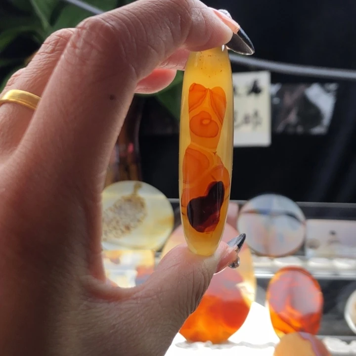 玛瑙/玉髓颈饰未镶嵌300